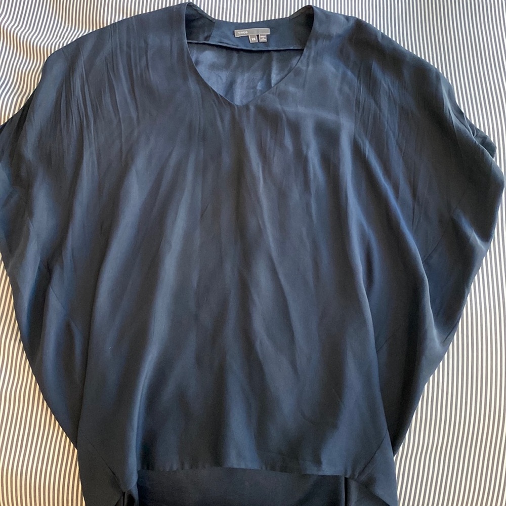 vince v-neck silk tunic